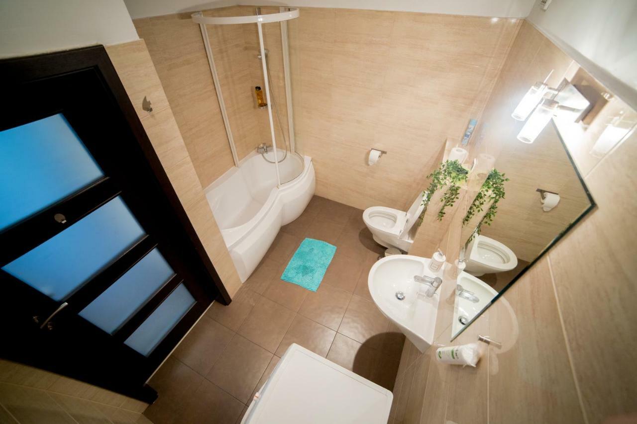 Dekart Arkadia Apartments Warsaw Exterior photo